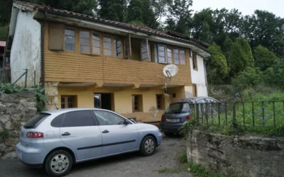 Oviedo a 10 minutos, con finca, bonita zona residencial, para restaurar